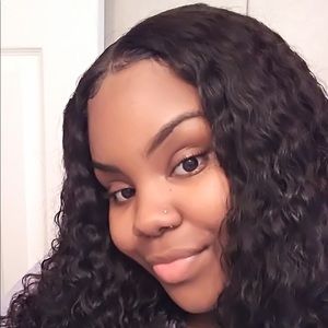 Meet your Posher, Monika